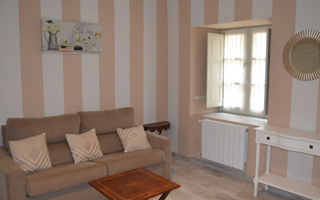 Suites con Jacuzzi Santillana
