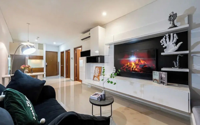 Pearl Plaza Luxury WiFi, Near Landmark 8 Apt, City View, Pool, Gym, Free