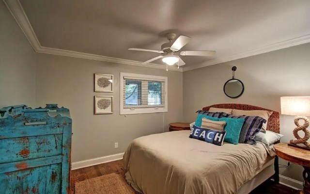 35 Twin Oaks