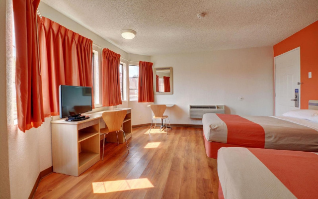 Best Western Camelot Inn