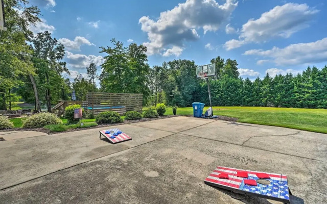 Peaceful Country Retreat w/ Easy Highway Access!
