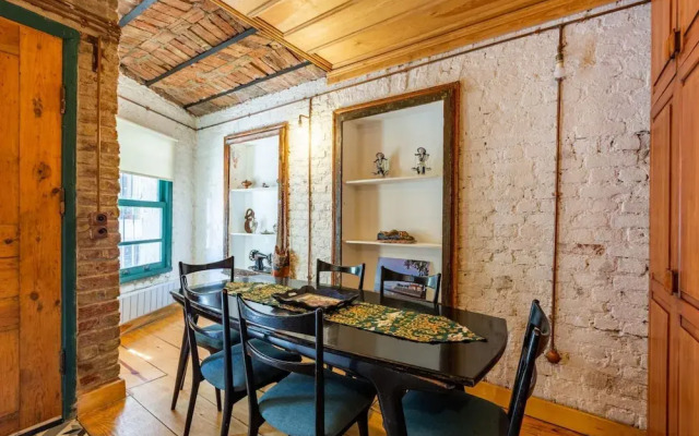 Historic House near Popular Landmarks in Balat