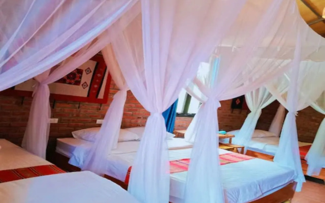 Pu Luong Riverside Lodge