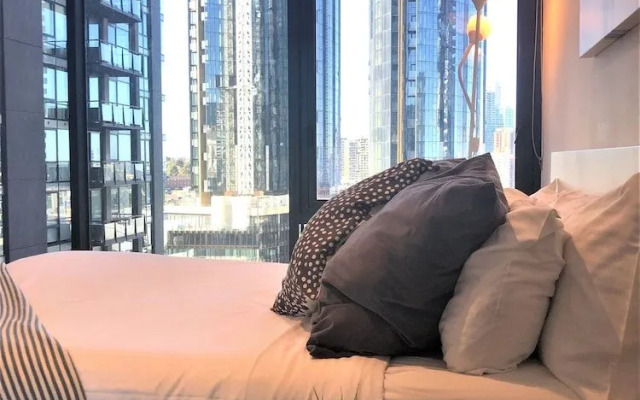 ReadySet Apartments City Tower