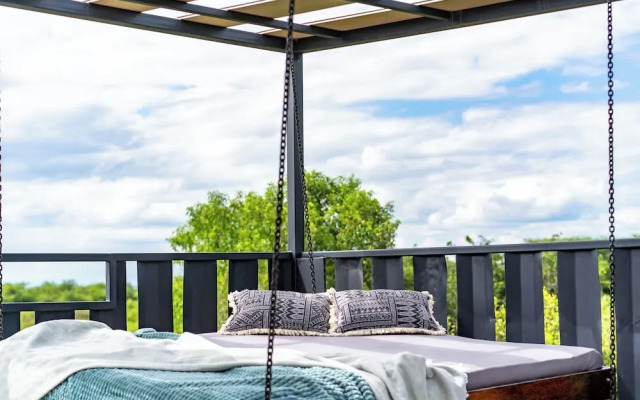 Elephant Lodge