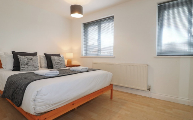 12 Gorse Lane