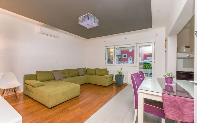 Apartment Mario