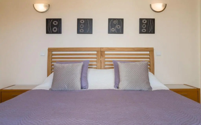 Two Bedroom Duplex Apartment Vilamoura