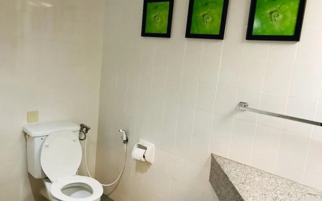 LA ClassicCo Suites