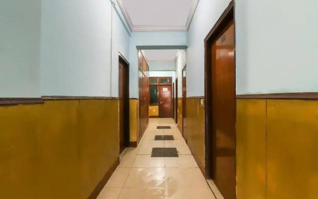 G L Palace by OYO Rooms