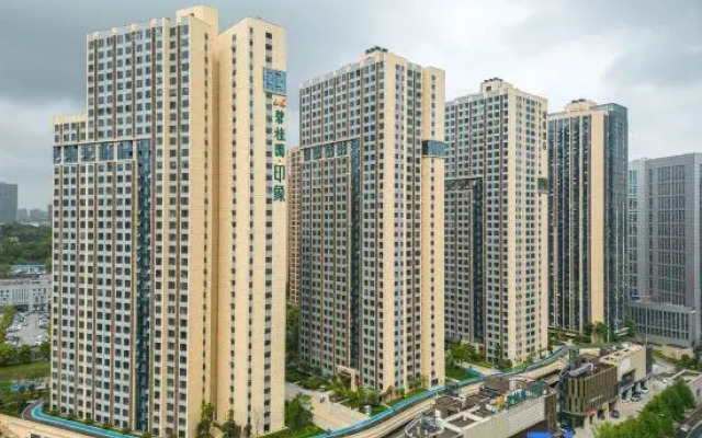 Impression Light Luxury Hotel (Changsha South High-speed Railway Station)