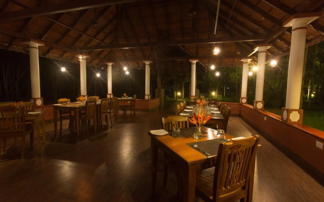 Palmgrove Lake Resort