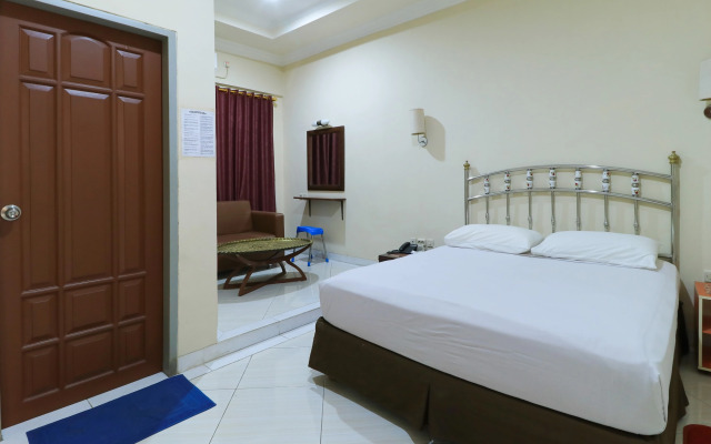 Andrin Daspatt Hotel