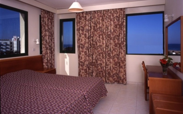 Isaac Hotel Apartments