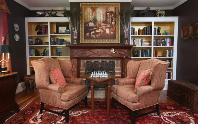 Chestnut Hill Bed & Breakfast