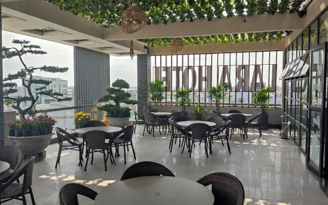 Lara Hotel