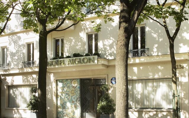 Hotel Aiglon вид на фасад