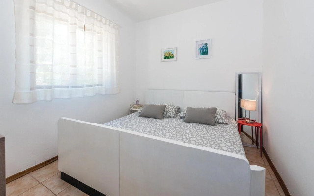 Nice Home in Sibenik With Wifi and 4 Bedrooms