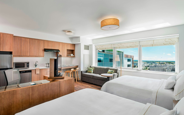Element by Westin Calgary Airport