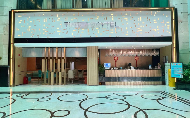 Rich Hotel