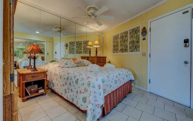 Seaside Villa 379 - One Bedroom Condo