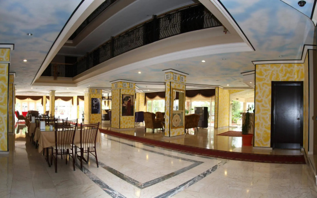 Club Dorado