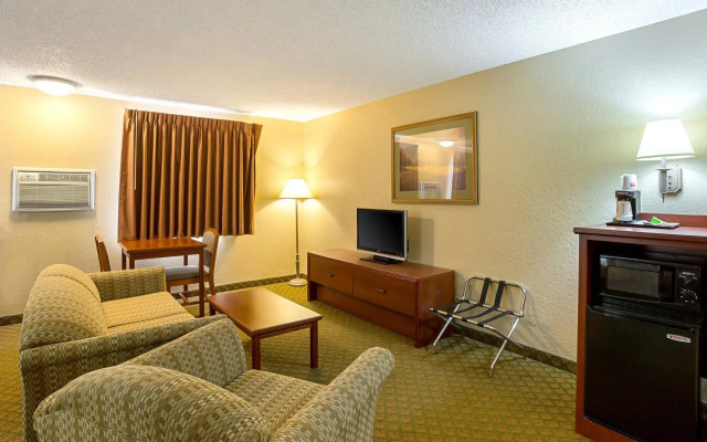 Rodeway Inn & Suites Kearney