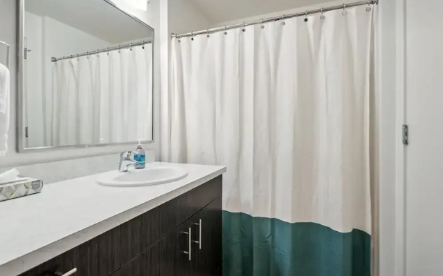 Sunstone Suite - 202