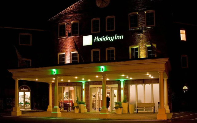 hotelImage