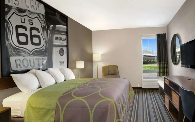 Super 8 Stafford/Springfield Area