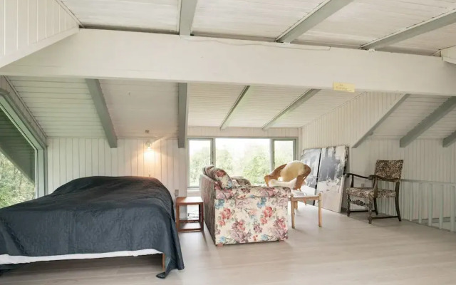 6 Person Holiday Home in Roslev