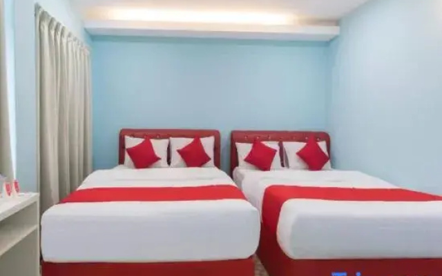 Star Hotel