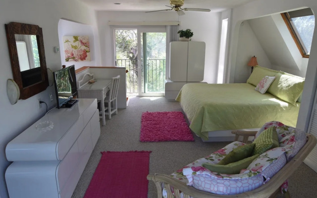 Pass-a-Grille Beach Historic Spanish Triplex