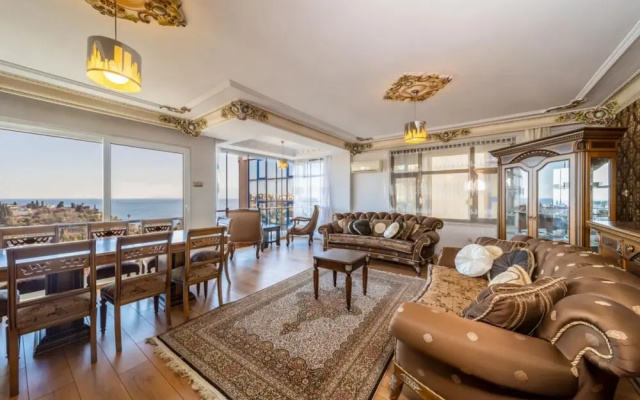 Lovely Flat with Sea View near Beach in Muratpasa