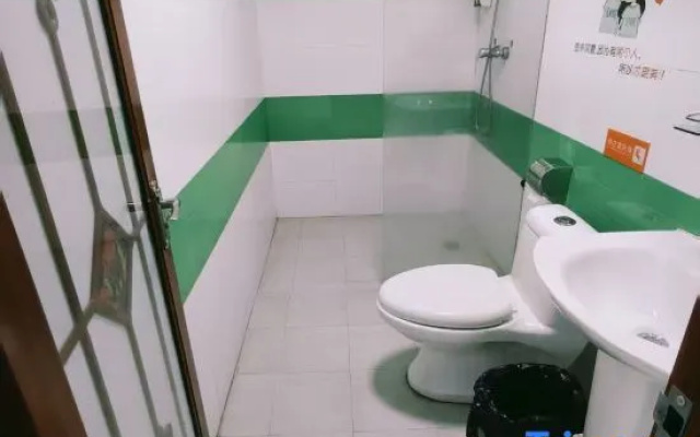 the 80youth Chain Hotel from Dongguan