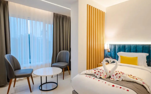 Hotel Clubway Grand