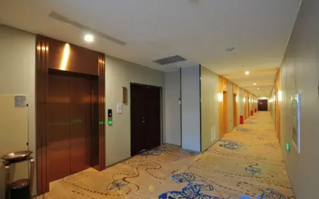 Yutian Tonghui Hotel