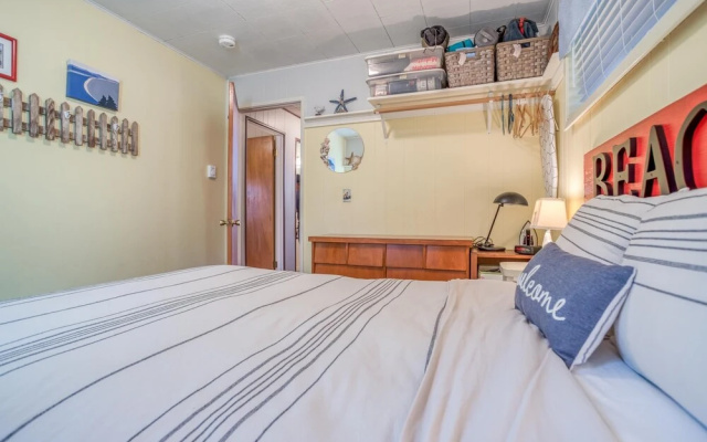 The Beach Cabin MCA 736