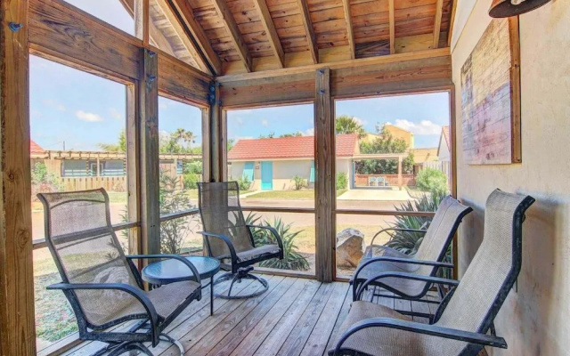 Trip - 1 Br Home