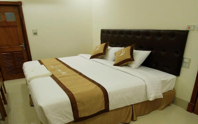 Jeanne Hotel