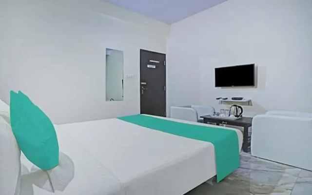 FabHotel Galaxy Suites - Near MP Layout Metro Station, Hebbal