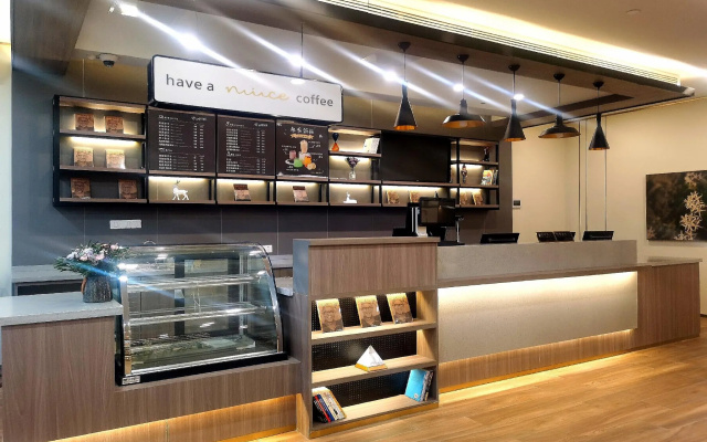 Hanting Hotel Shanghai Qilianshan Road Metro Station