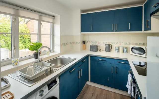 Loughton Hideaway: Cozy 1Bd Near Tube & Nature