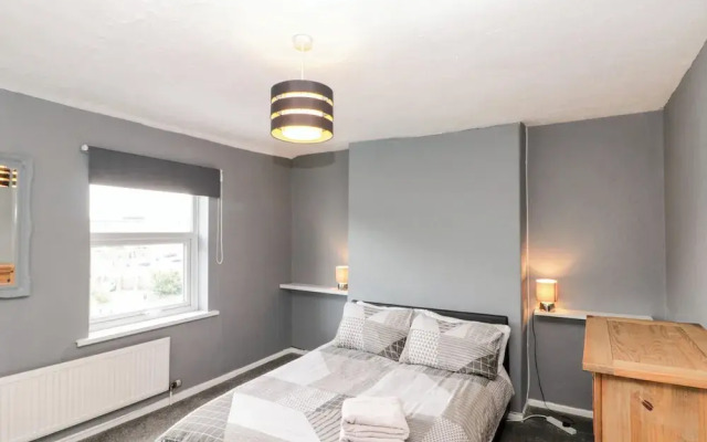 White Rose Apartment