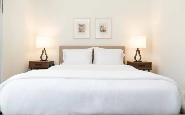 800 Furnished Apartments