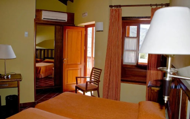 Hotel Rural Fonda de la Tea