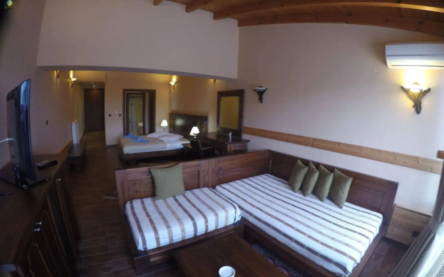 Loggas Hotel