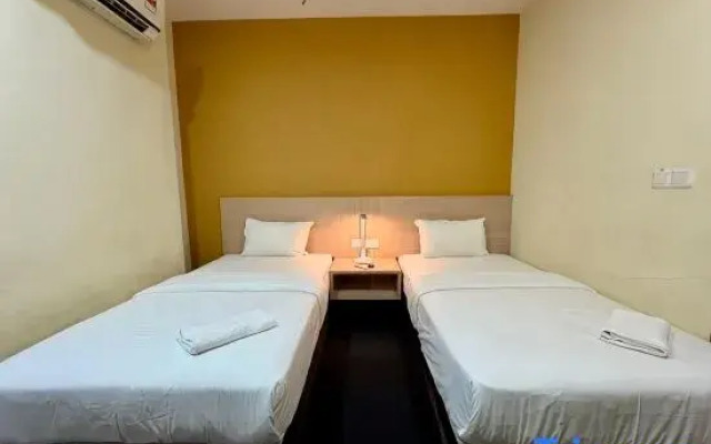 OYO 91290 Cozitel