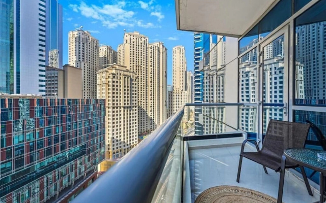 Bloomfields Signature 1BR Bay Central We