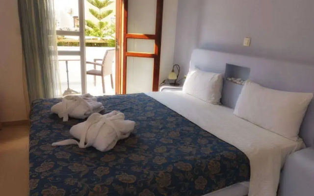 Black Sand Hotel